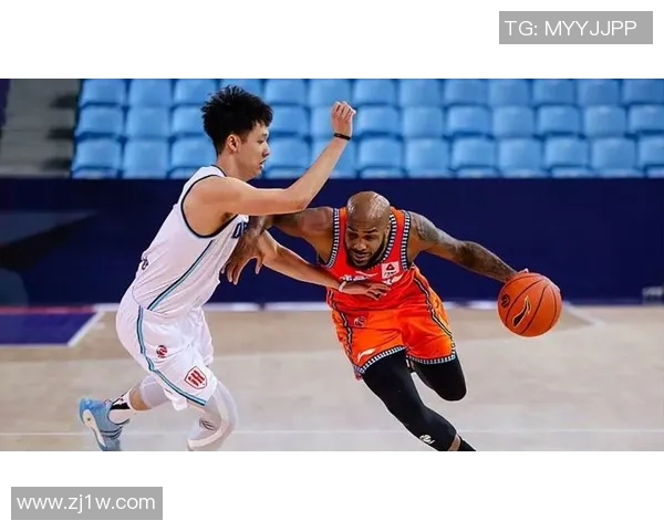 罗伯特-高登爆砍30分助北京首钢逆转胜